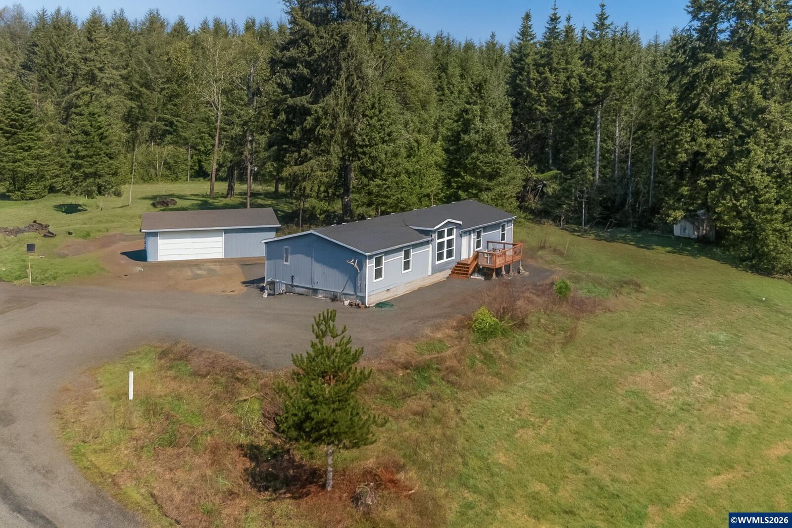 Property Photo: 30610 Santiam Hwy OR 97355
