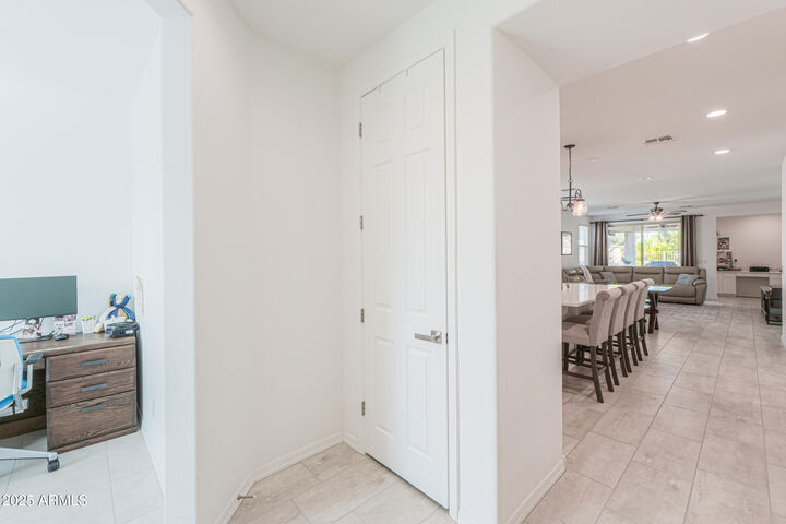 Property Photo:  44202 W Palo Olmo Road  AZ 85138 