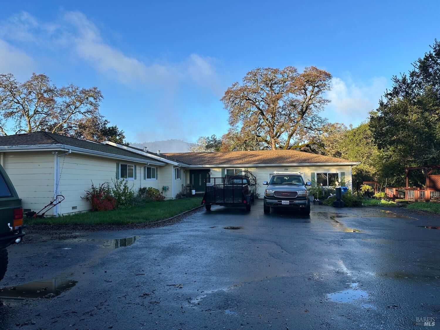 Property Photo:  894 N Cloverdale Boulevard  CA 95425 