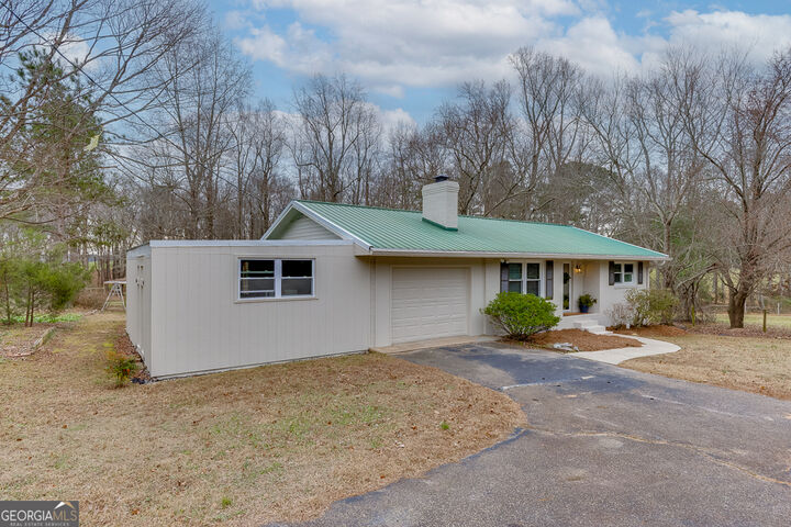 Property Photo: 140 Mitchell Road NW GA 30656