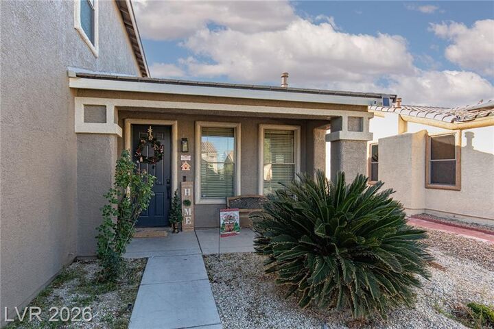Property Photo: 6513 Diamond Point Court NV 89084