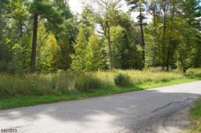 Property Photo: 637 Sleepy Hollow Rd NJ 07827