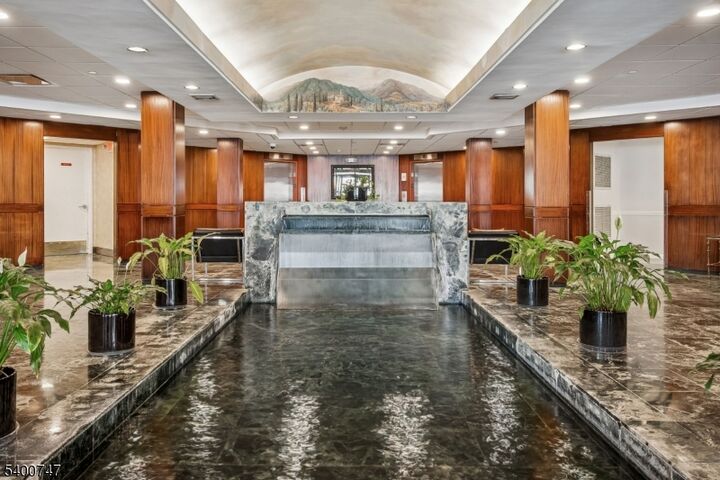 Property Photo: 609 W South Orange Ave 6P NJ 07079