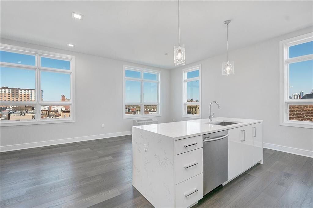 Property Photo:  119 Peter St 509  NJ 07087 