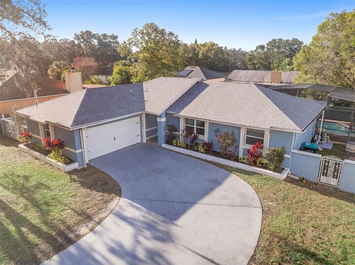 Property Photo:  5136 Barnegat Point Road  FL 32808 