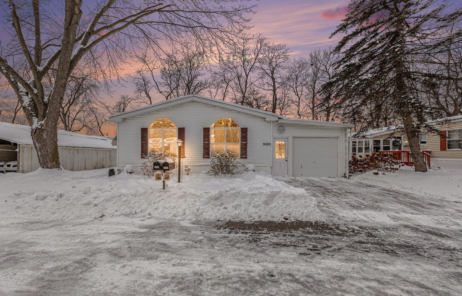 Property Photo: 5363 Chickadee Drive NE MI 49306