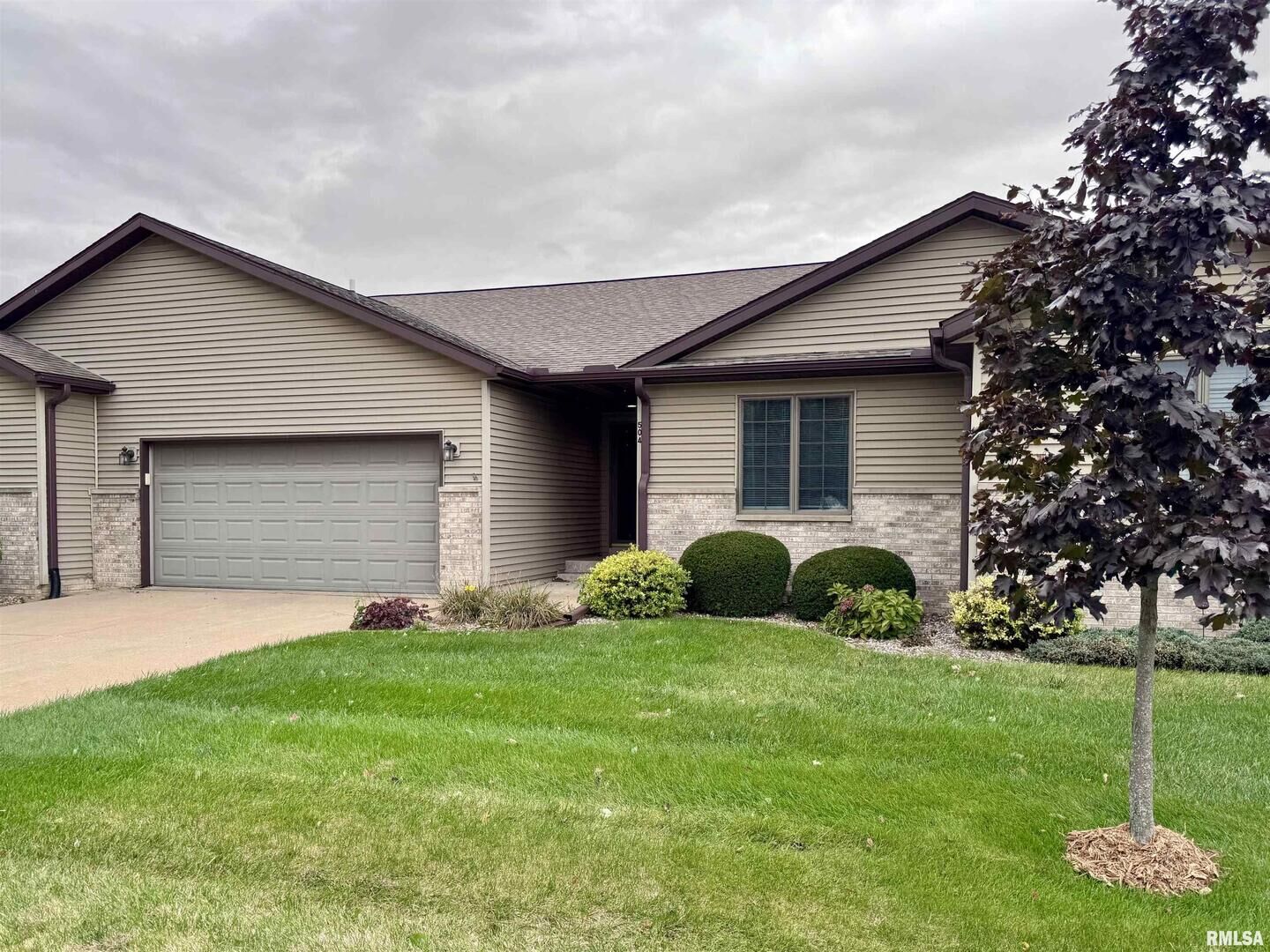 Property Photo: 504 Mill Ridge Road IA 52732