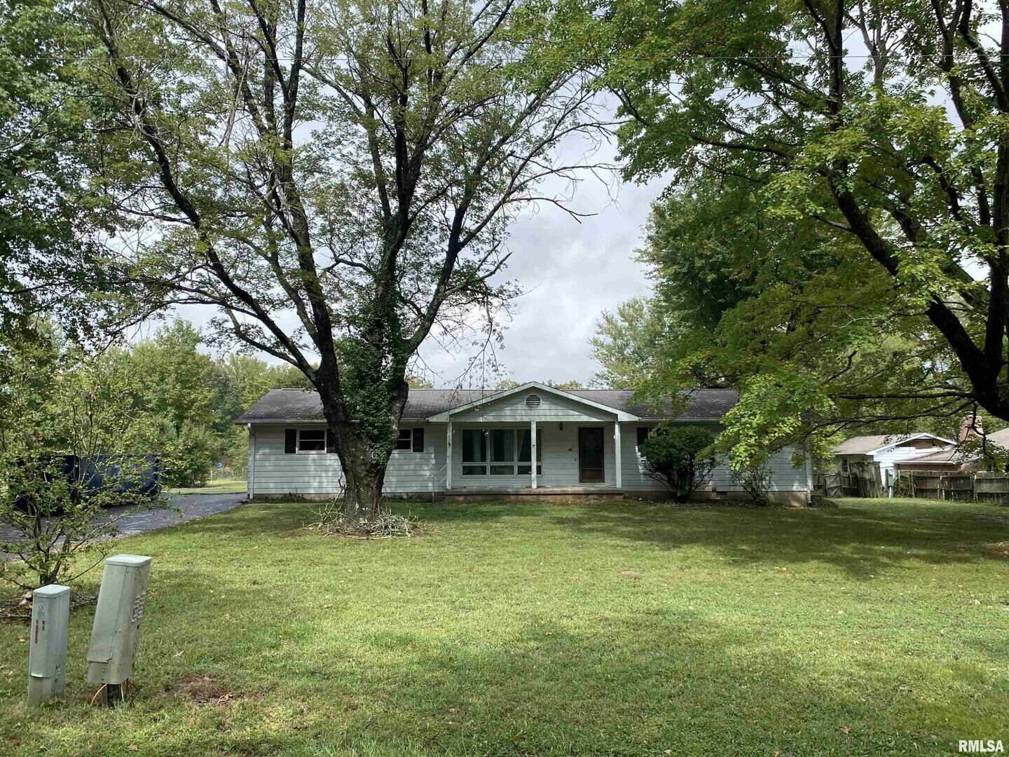 Property Photo: 39 Community Lane IL 62901