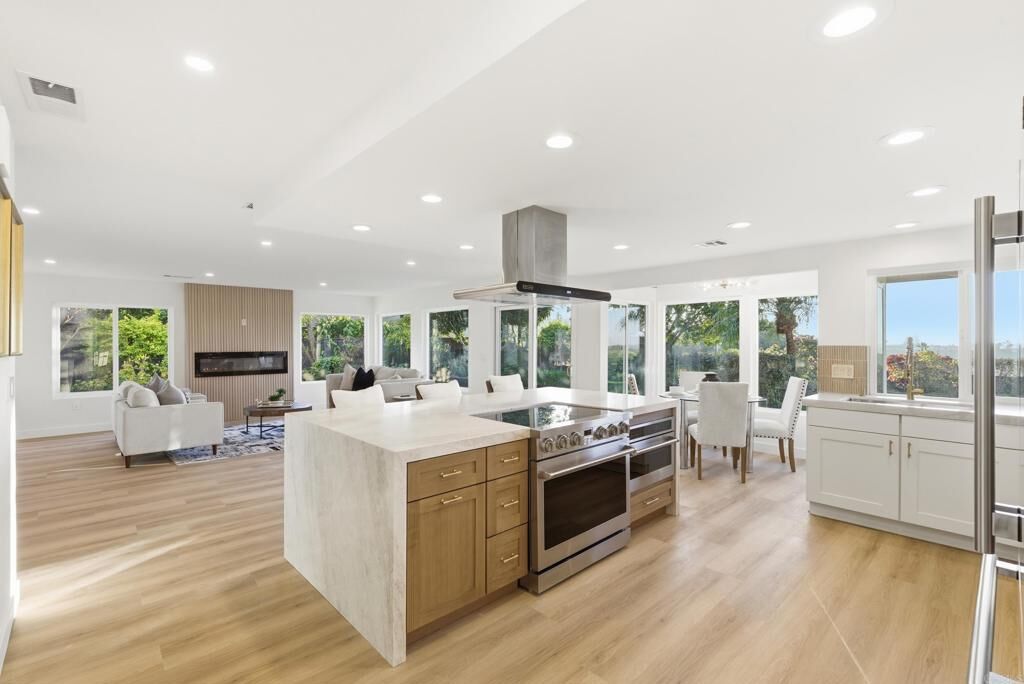 Property Photo:  2830 Esturion Place  CA 92009 