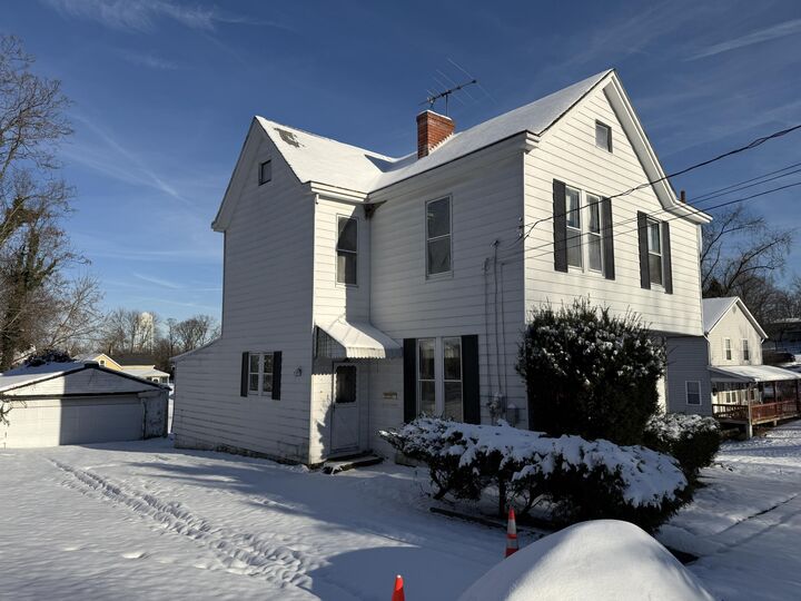 Property Photo:  122 Clay Street  KY 41018 