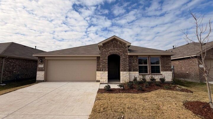 Property Photo:  8445 Hollymead Lane  TX 76131 