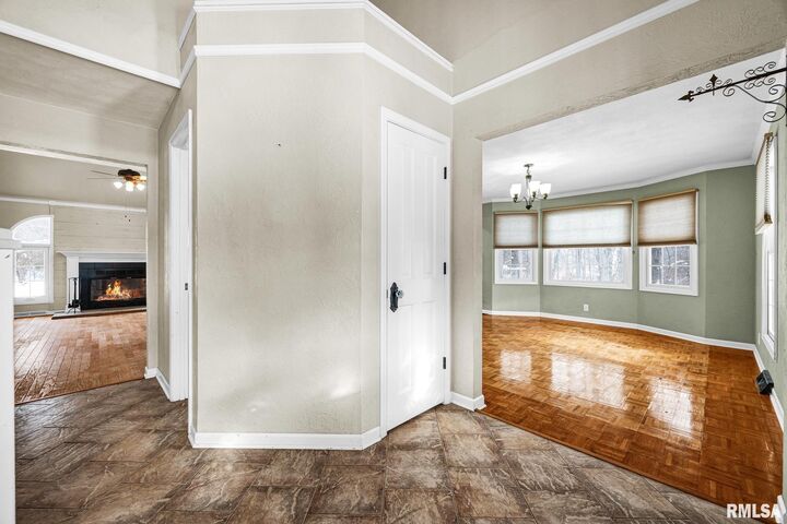 Property Photo: 25500 E County Road 2560 N IL 61546