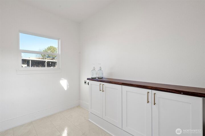 Property Photo: 3238 Robin Avenue WA 98310
