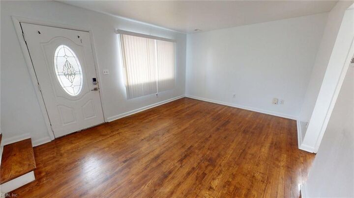 Property Photo:  718 Langley Ave  VA 23669 