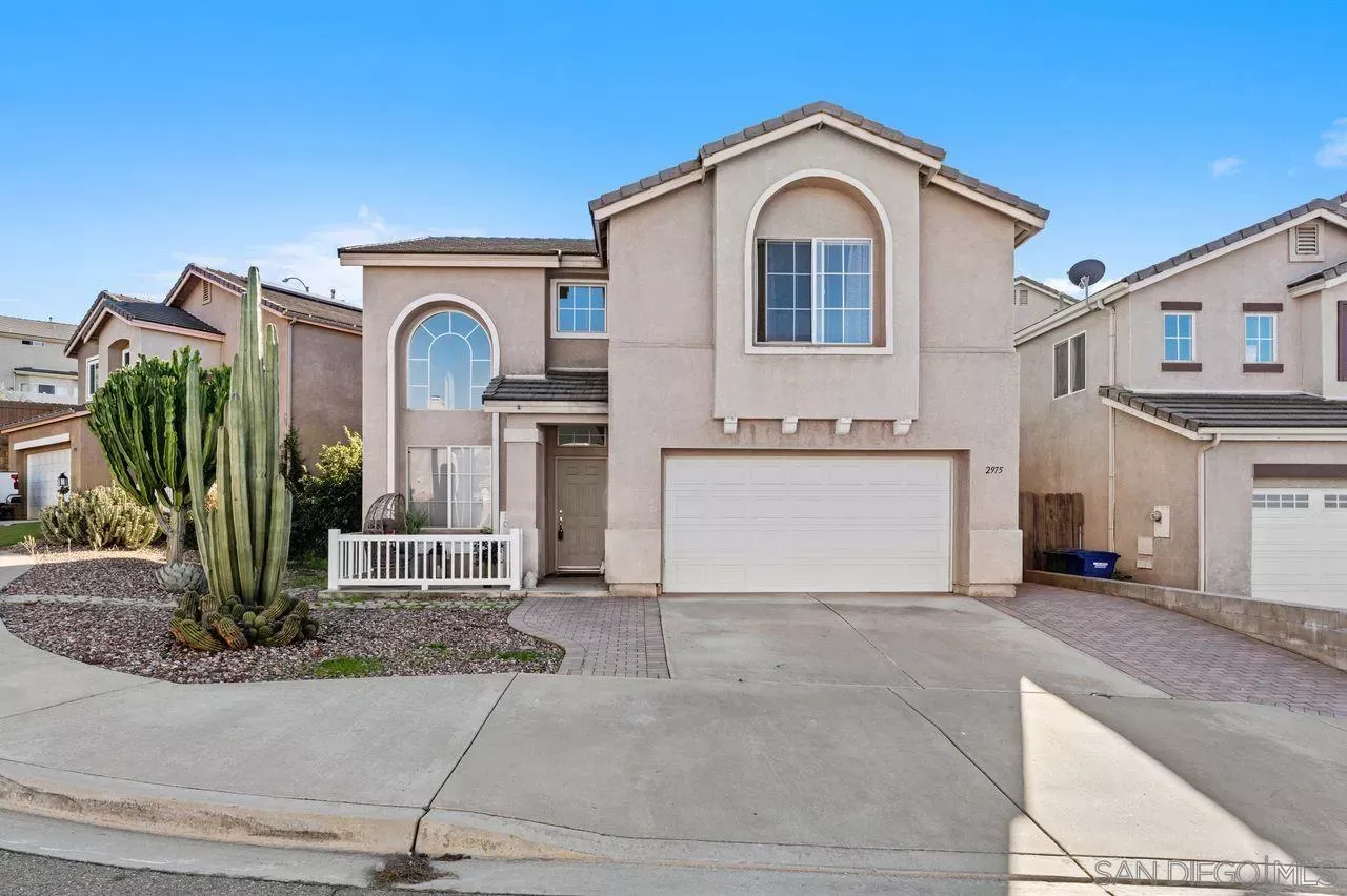 Property Photo:  2975 River Shadow Ct  CA 91901 