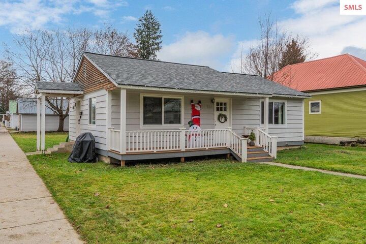 Property Photo:  522 N Boyer Avenue  ID 83864 