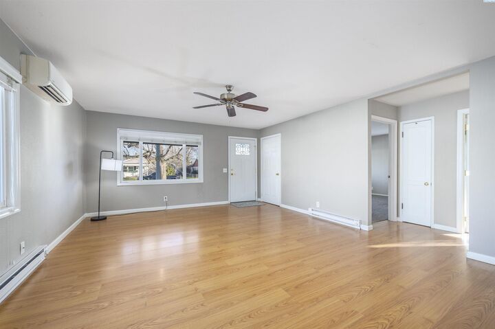 Property Photo:  1105 Sanford Ave  WA 99354 