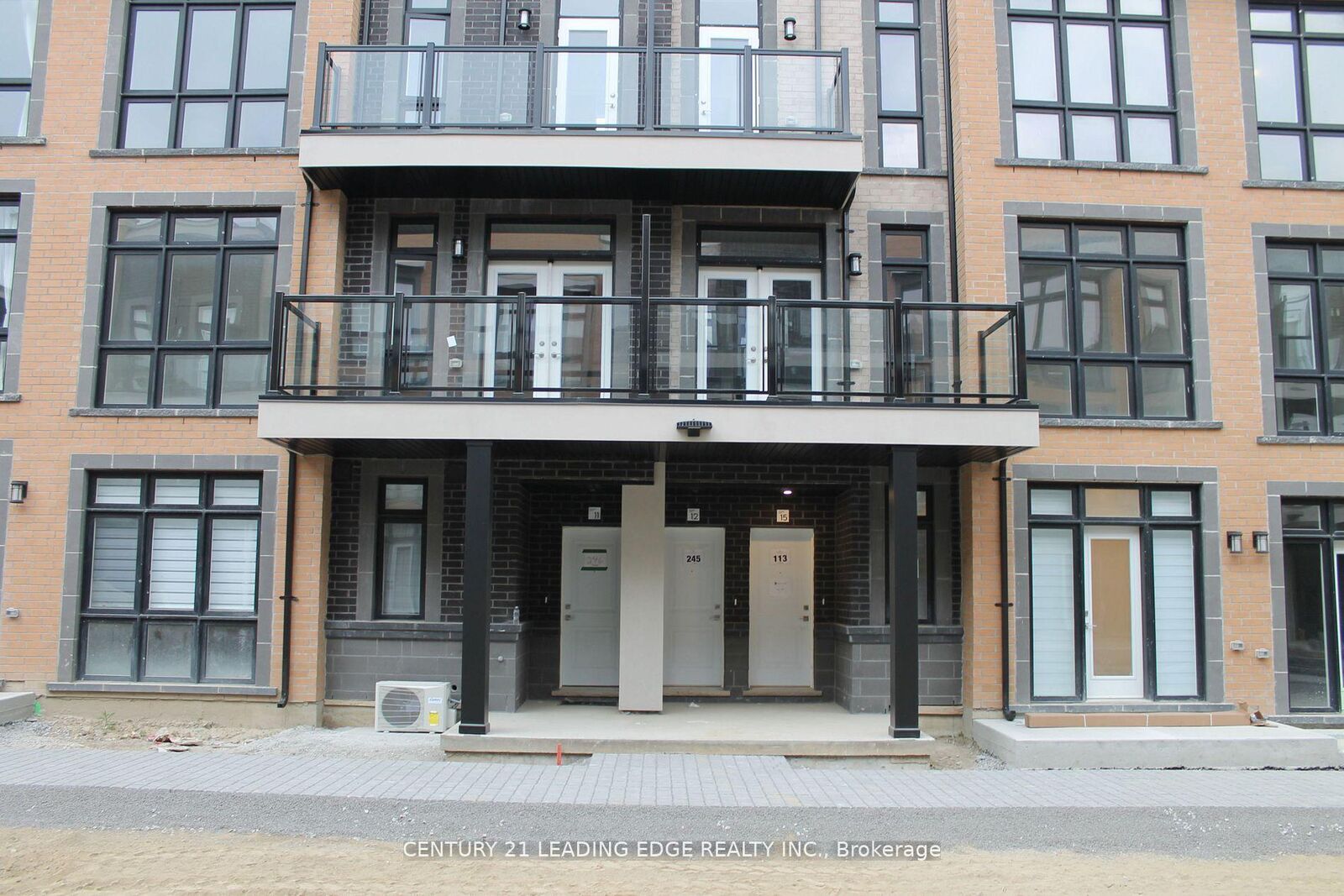 Property Photo: 8 Sayers Lane W 15 ON L4E 1J4