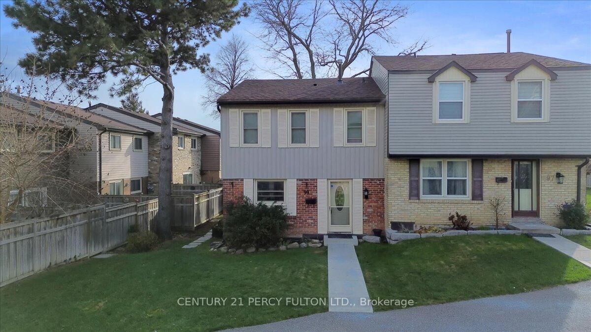 Photo de la propriété:  99 Palmdale Drive  ON M1T 1P2 