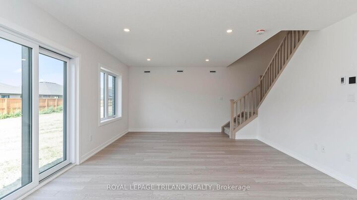 Property Photo: 118 Styles Drive ON N5R 0N8