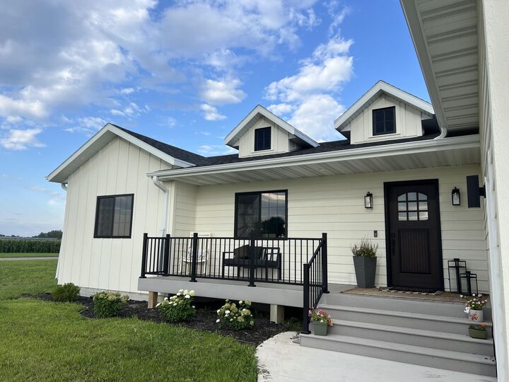 Property Photo:  811 S Ibis Street  SD 57401 