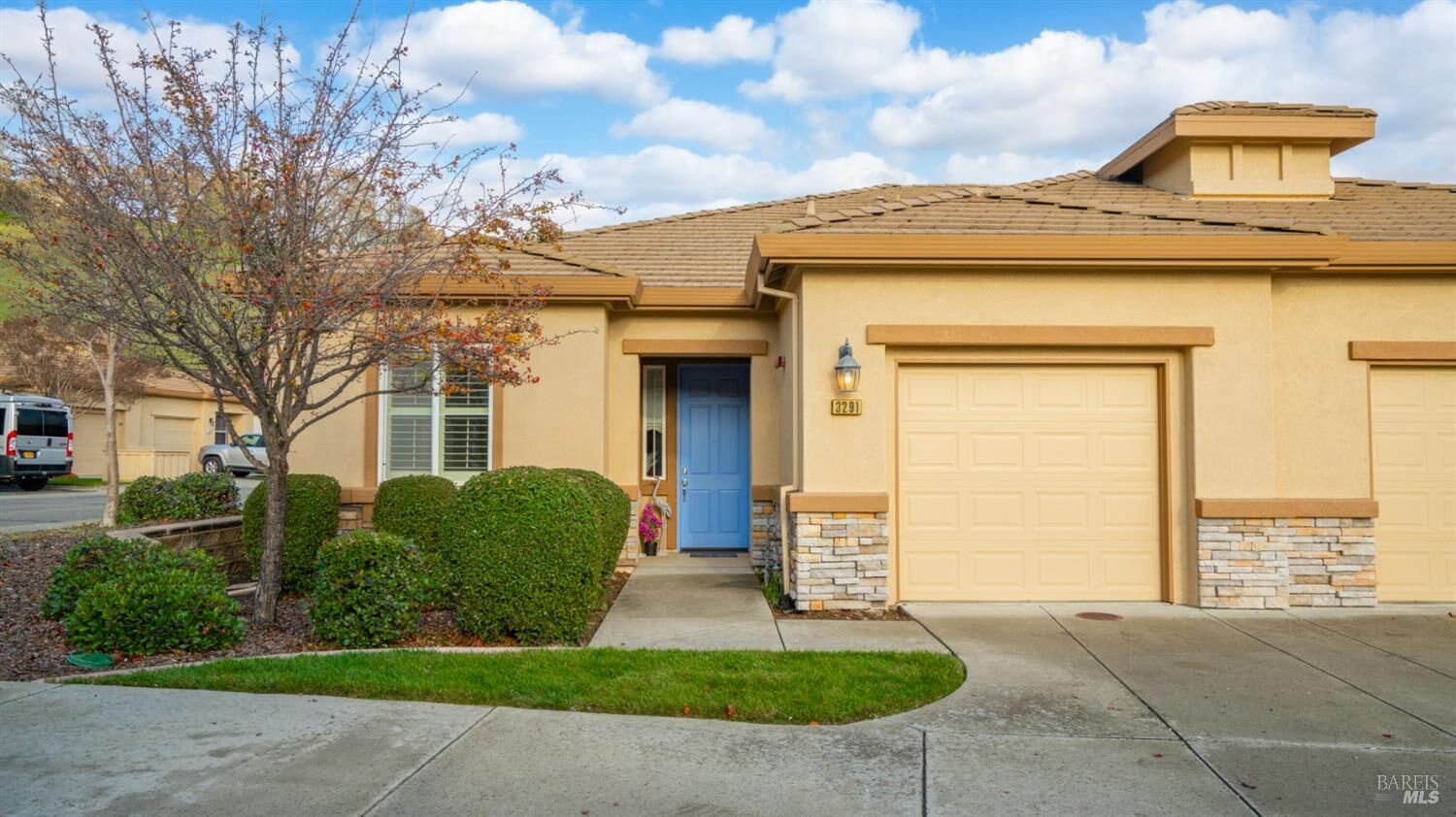 Property Photo:  3291 Inwood Place  CA 94534 