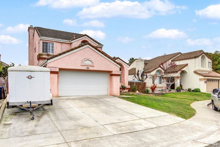 Property Photo:  805 Gazebo Court  CA 94585 