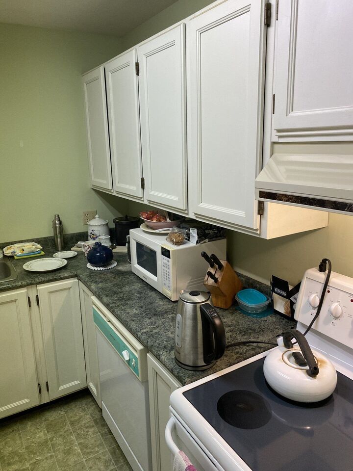 Property Photo: 1442 Foster Street 102 BC V4B 3X7