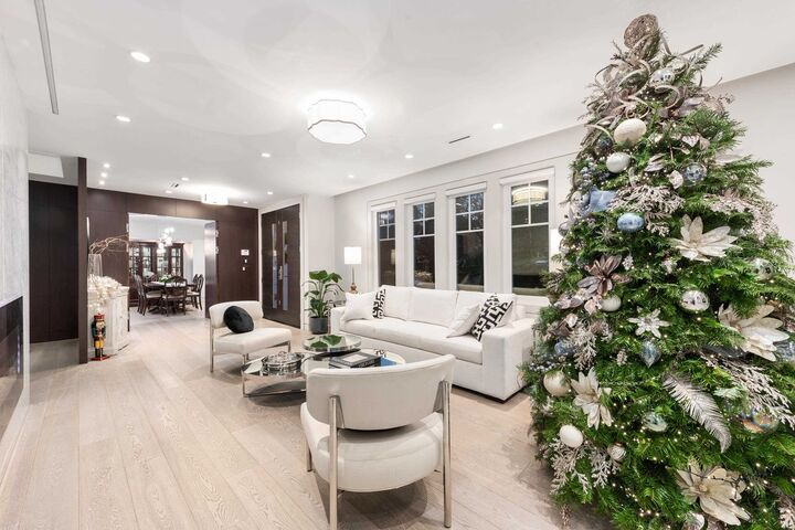 Property Photo:  1407 W 33rd Avenue  BC V6M 1A6 