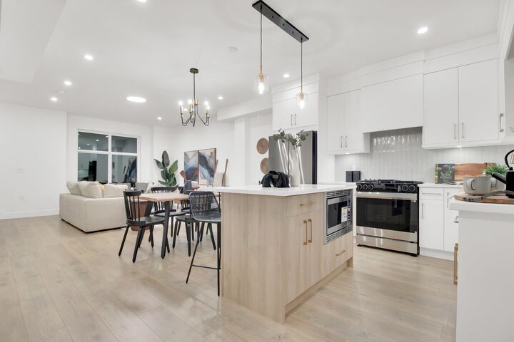 Property Photo:  12770 105 Avenue 23  BC V3V 0H2 