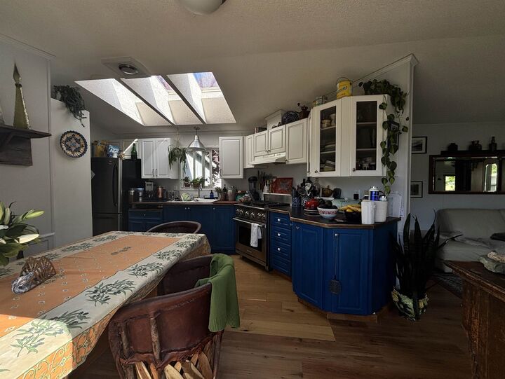 Property Photo: 945 Erickson Road BC V0N 2L2