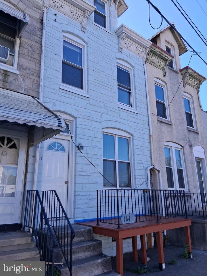 Property Photo:  1649 N 9th Street  PA 19604 