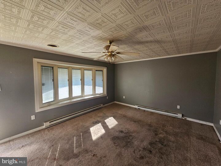 Property Photo:  1193 W Market Street  PA 17098 