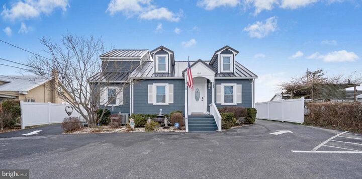 Property Photo:  1315 W Washington Street W  WV 25425 