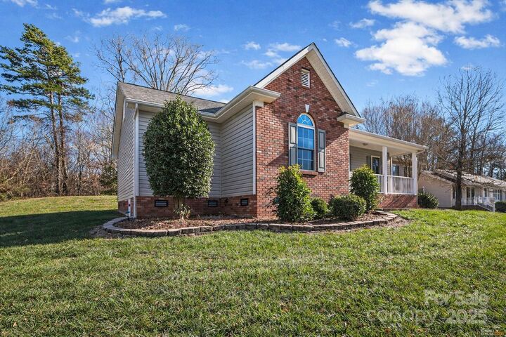 Property Photo: 125 Fritzvon Drive NC 28124