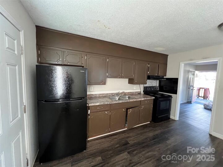 Property Photo:  105 McGee Street  SC 29715 