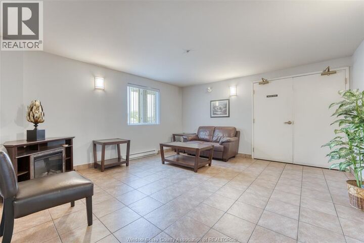 Property Photo:  2650 Sandwich West Parkway 411  ON N9H 0A7 