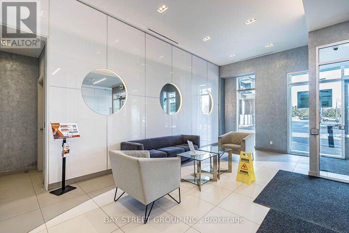 Property Photo:  20 Meadowglen Place  ON M1G 0A9 