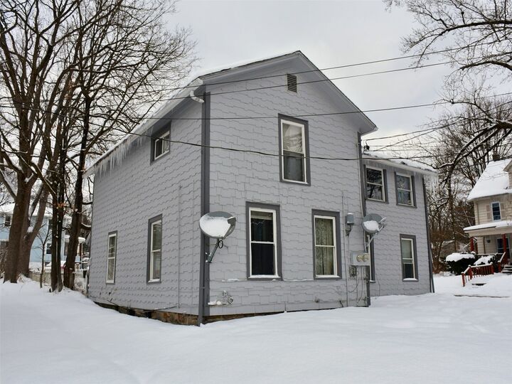 Property Photo:  573 Green Street  PA 16335 