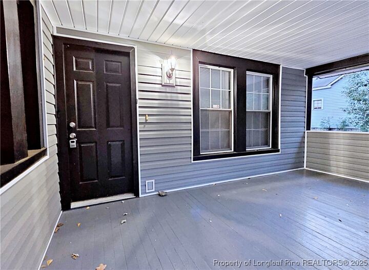 Property Photo:  406 E Jenkins Street  NC 28306 