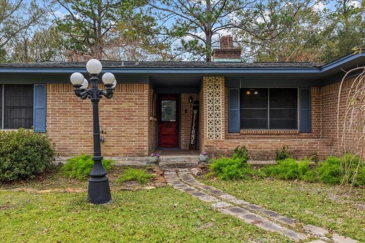 Property Photo:  65 County Road 4011  TX 77535 