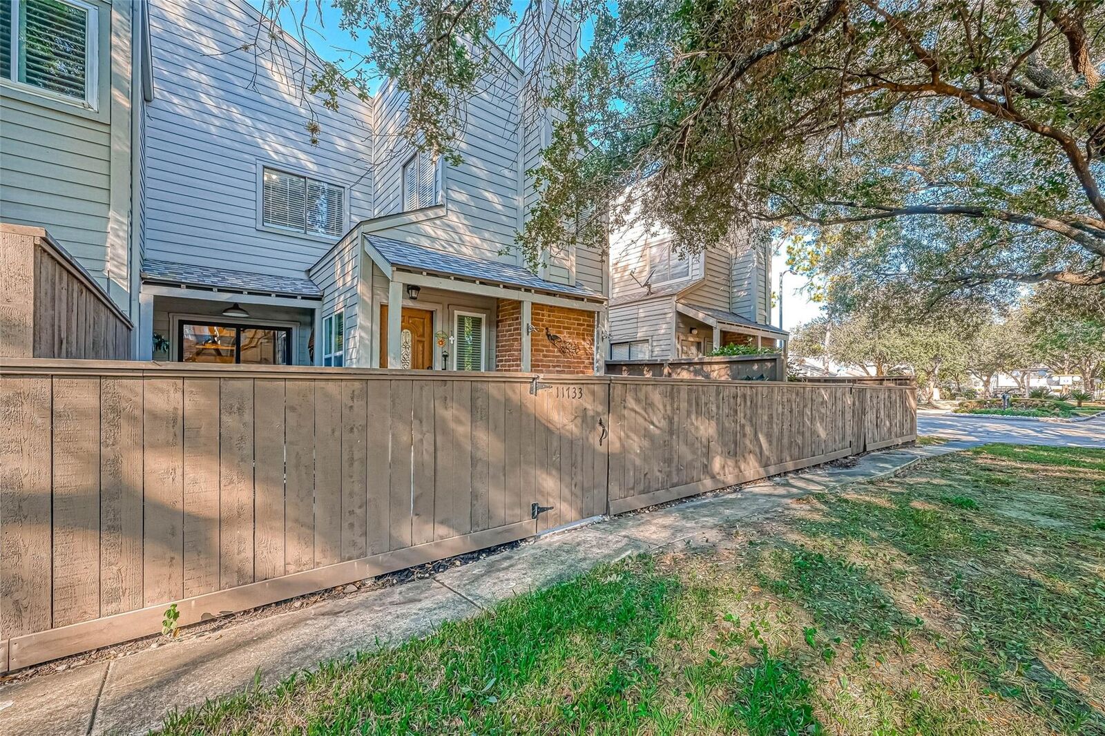 Property Photo:  11733 Lakeside Place Drive  TX 77077 