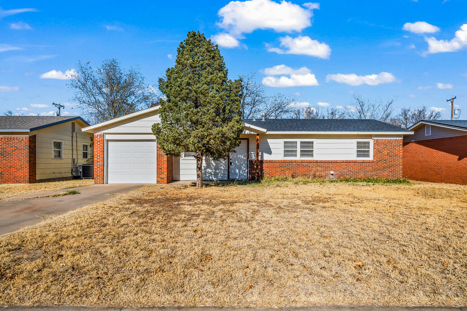 Property Photo:  5522 17th Street  TX 79416 