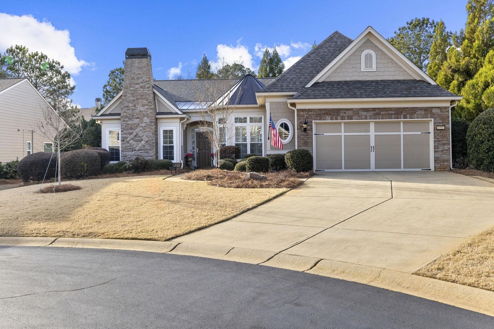 Property Photo:  1001 Water Front Road  GA 30642 