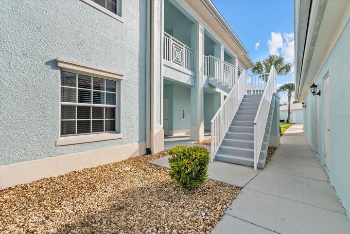 Property Photo:  5747 Sabal Trace Drive 103  FL 34287 