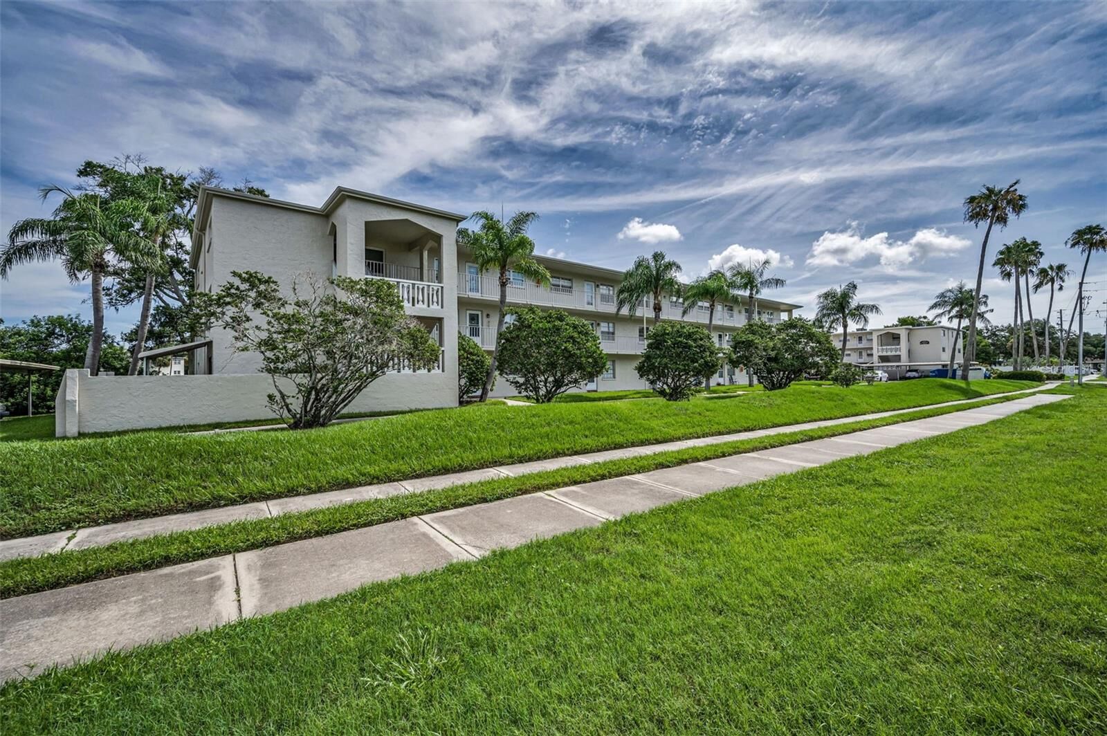 Property Photo:  960 Virginia Street 201  FL 34698 
