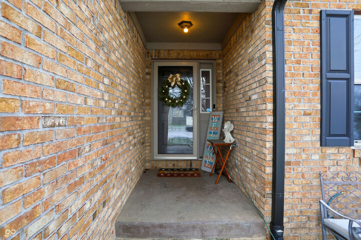 Property Photo:  1073 Central Park Boulevard S  IN 46143 