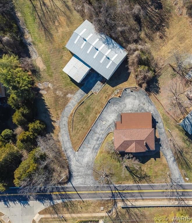 Property Photo:  2948 Erb Road  MO 63129 