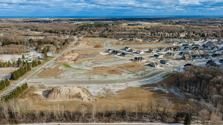 Property Photo:  Lt172 Applewood Ct  WI 53024 