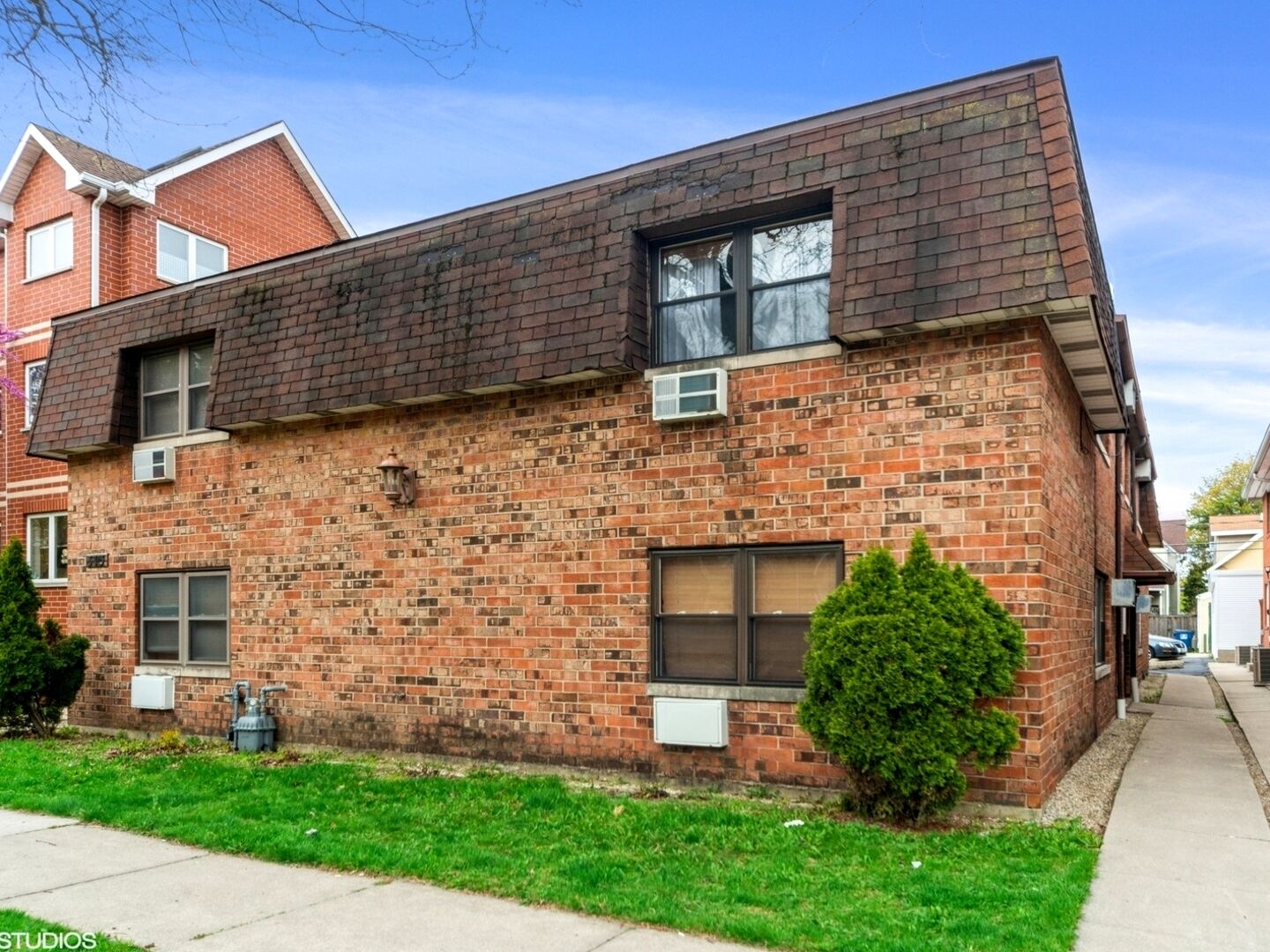 Property Photo:  313 Elgin Avenue 201  IL 60130 